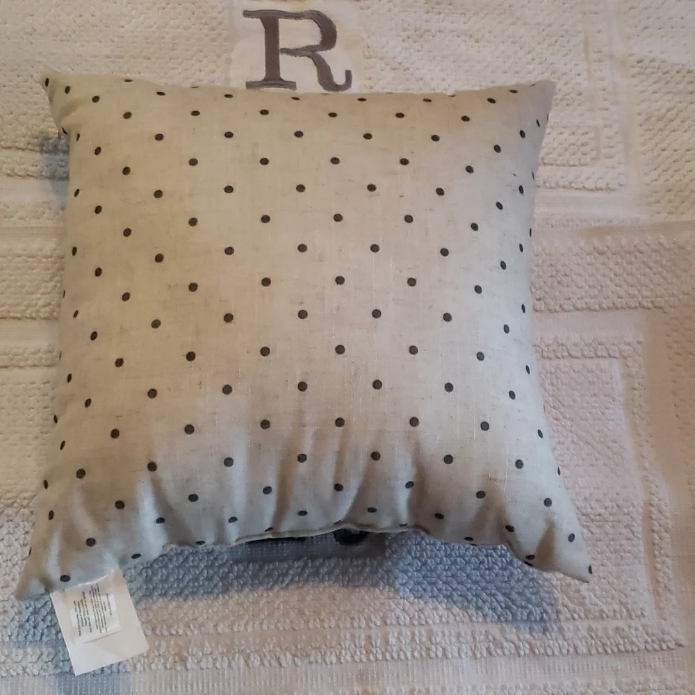 THE MIDNIGHT MARKET PILLOW
